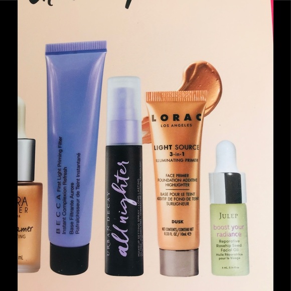 NWT NIB Ulta Face Favorites “The Glow Up” - Picture 3 of 5